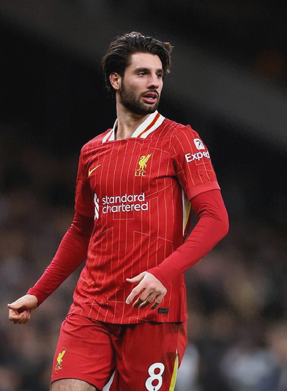 爱游戏平台-利物浦球员磨合不慎,阶段性失利怎么办